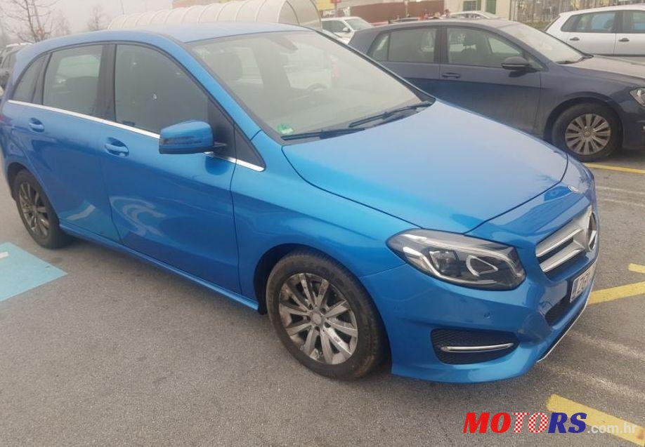 2016' Mercedes-Benz B-Klasa B 200 photo #1
