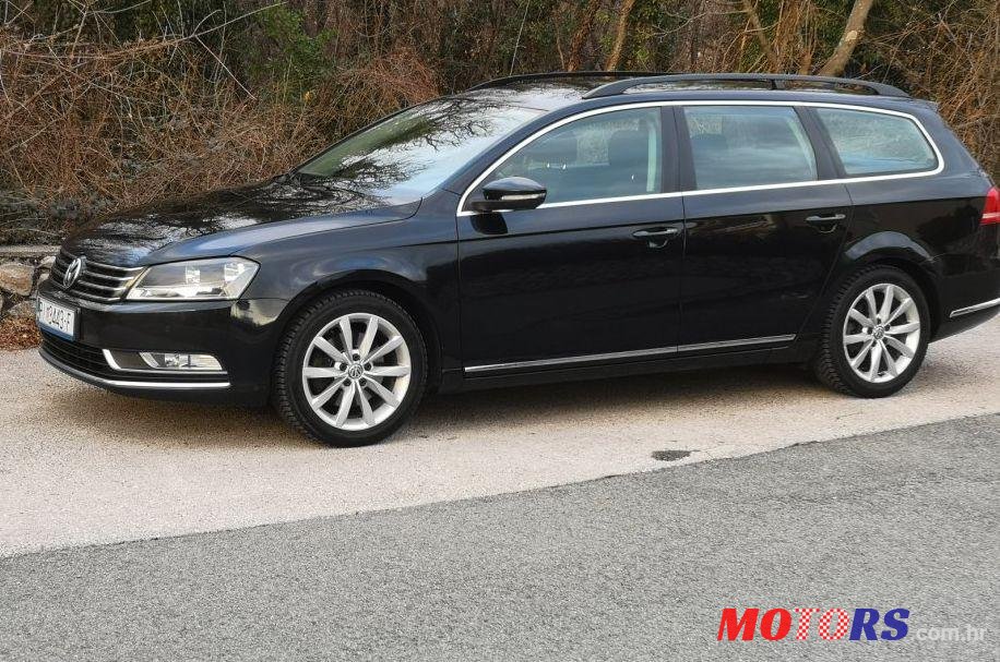 2012' Volkswagen Passat Variant 2,0 Tdi Bmt photo #1