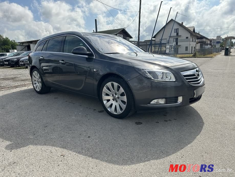 2011' Opel Insignia Karavan photo #4