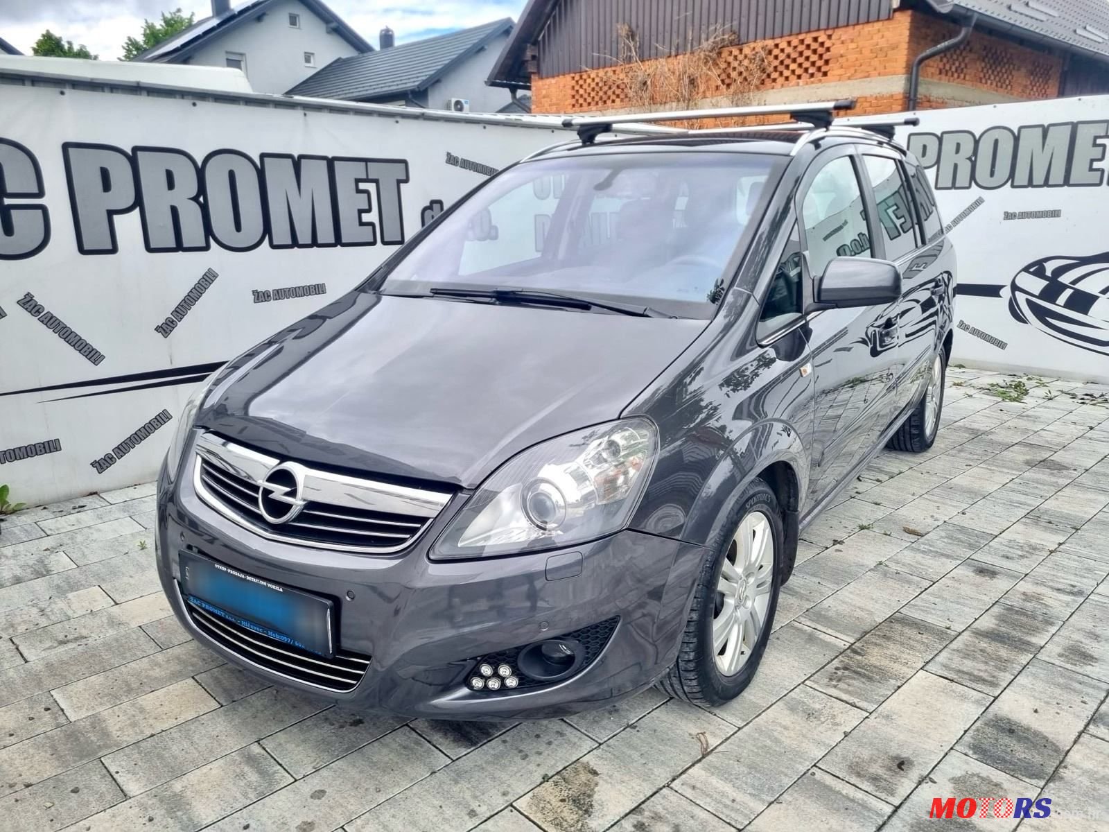 2011' Opel Zafira 1,7 Cdti photo #1
