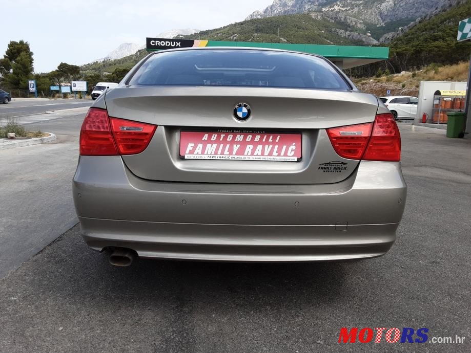 2010' BMW Serija 3 318D photo #5