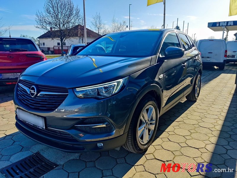 2019' Opel Grandland 1,5 photo #1