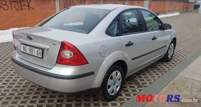 2005' Ford Focus 1,6 photo #1