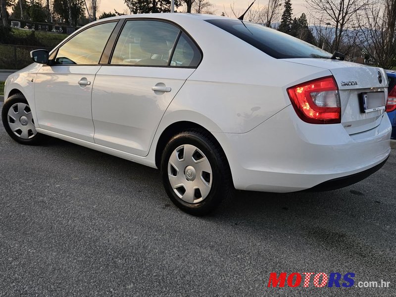 2013' Skoda Rapid 1,6 Tdi photo #4