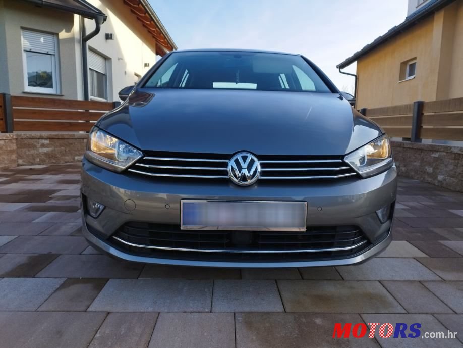 2015' Volkswagen Golf Sportsvan photo #5