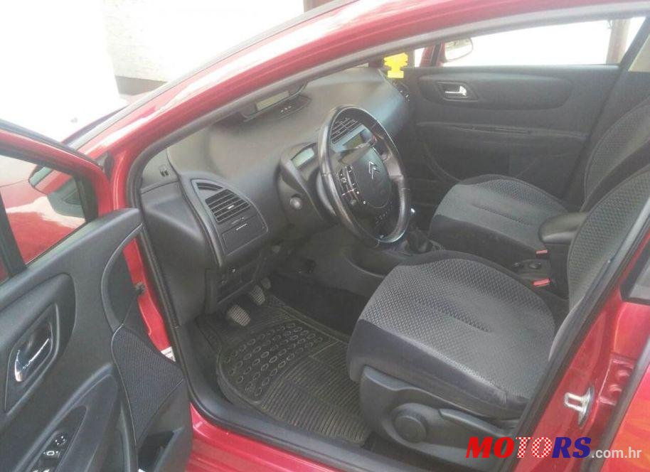 2006' Citroen C4 1,6 I 16V Sx photo #4