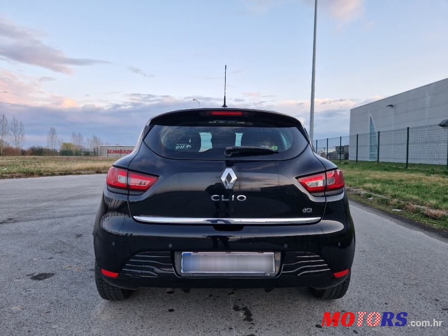 2013' Renault Clio Dci 75 photo #6