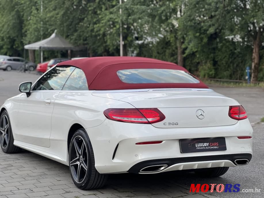 2017' Mercedes-Benz C-Klasa Coupe 300 photo #5