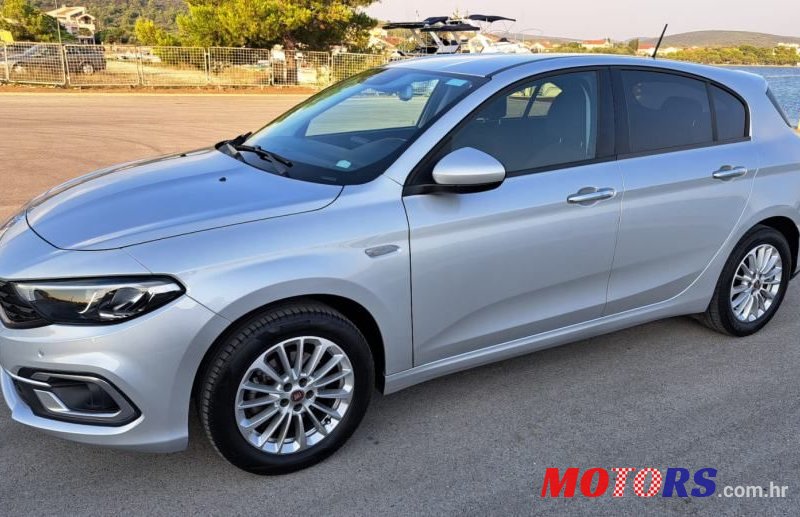 2021' Fiat Tipo 1,0 T3 photo #3