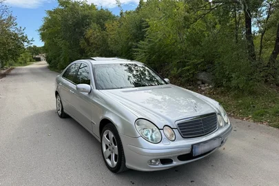 2003' Mercedes-Benz E-Klasa 220 Cdi