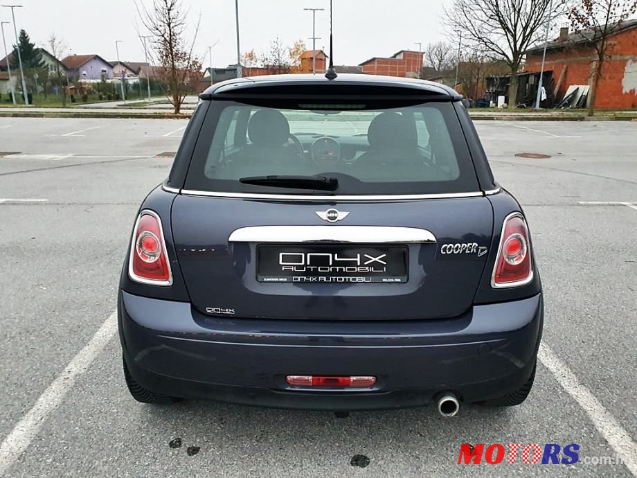 2012' MINI Cooper D photo #5