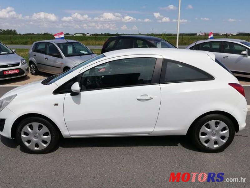 2011' Opel Corsa 1,3 Cdti photo #1