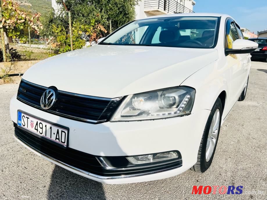 2012' Volkswagen Passat photo #3