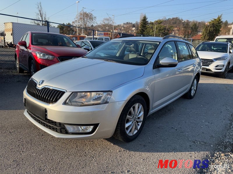 2015' Skoda Octavia Combi photo #2