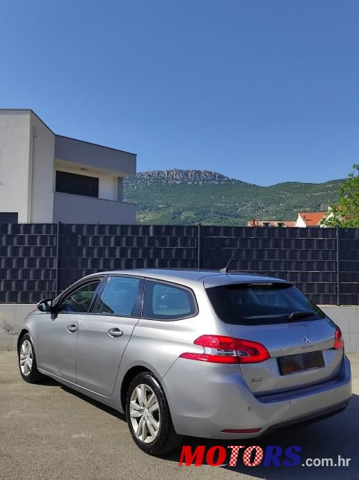 2015' Peugeot 308 Sw photo #3