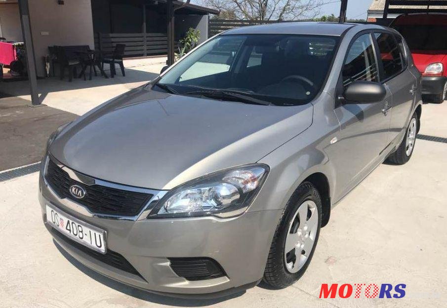 2010' Kia Ceed (Cee'D) 1,4 Lx photo #1