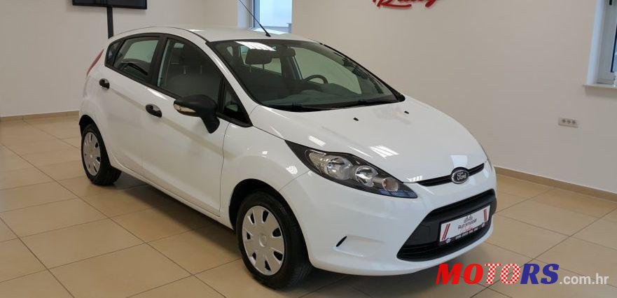 2010' Ford Fiesta 1,4 photo #1