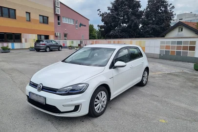 2018' Volkswagen Golf VI E-Golf