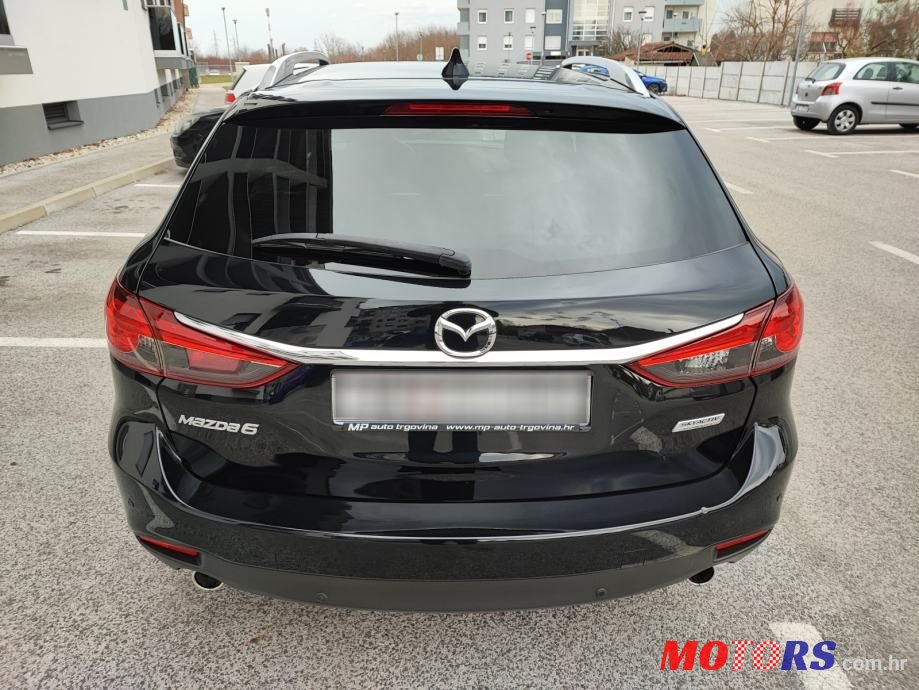 2014' Mazda 6 Sport Combi photo #3