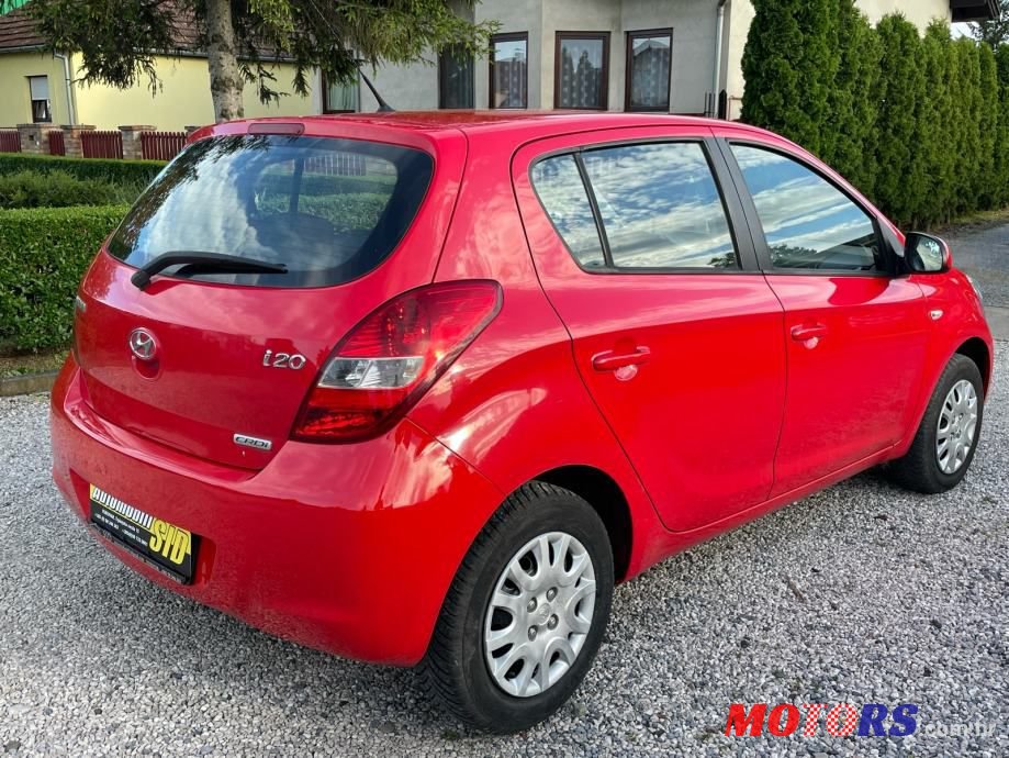2010' Hyundai i20 1,4 Crdi photo #6