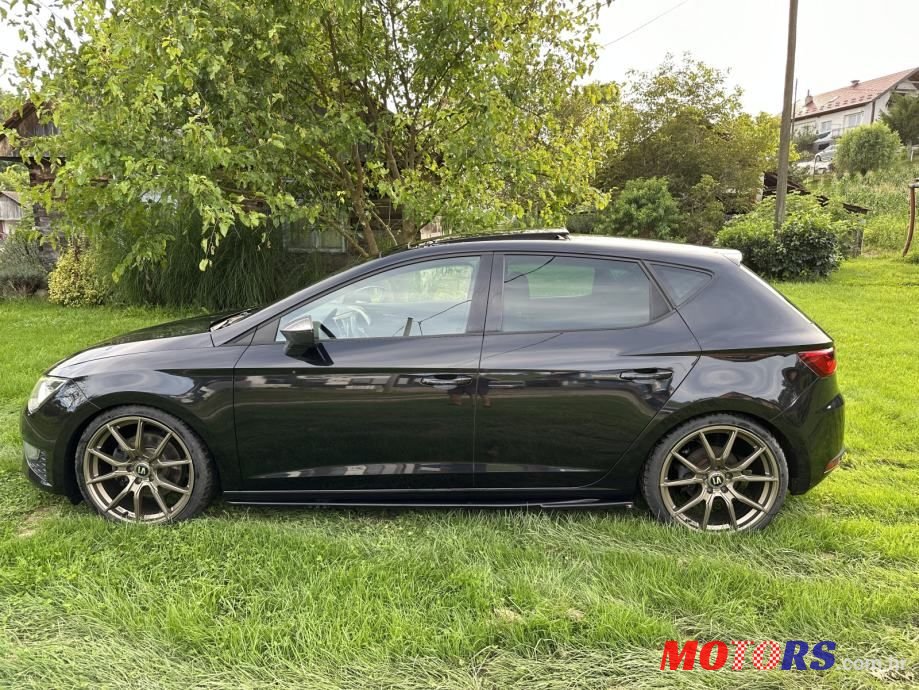 2014' SEAT Leon photo #5