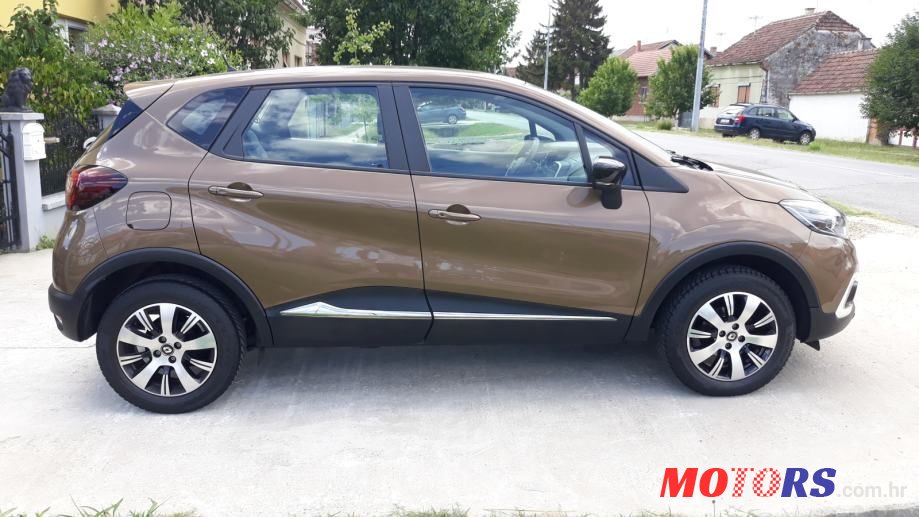 2017' Renault Captur Tce 90 photo #6