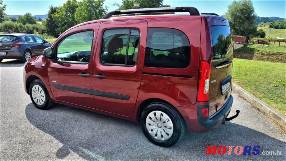 2015' Mercedes-Benz Citan 111 Cdi photo #3
