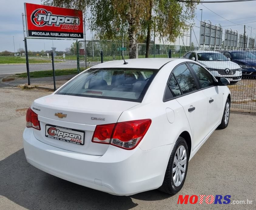 2010' Chevrolet Cruze 1,6 photo #6