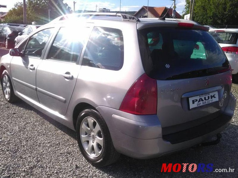 2002' Peugeot 307 Sw 2,0 Hdi photo #2