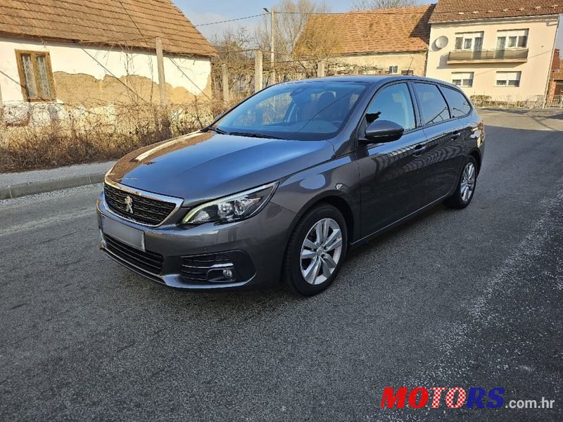 2018' Peugeot 308 Sw photo #1