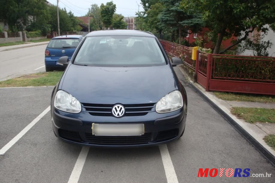 2007' Volkswagen Golf V photo #5