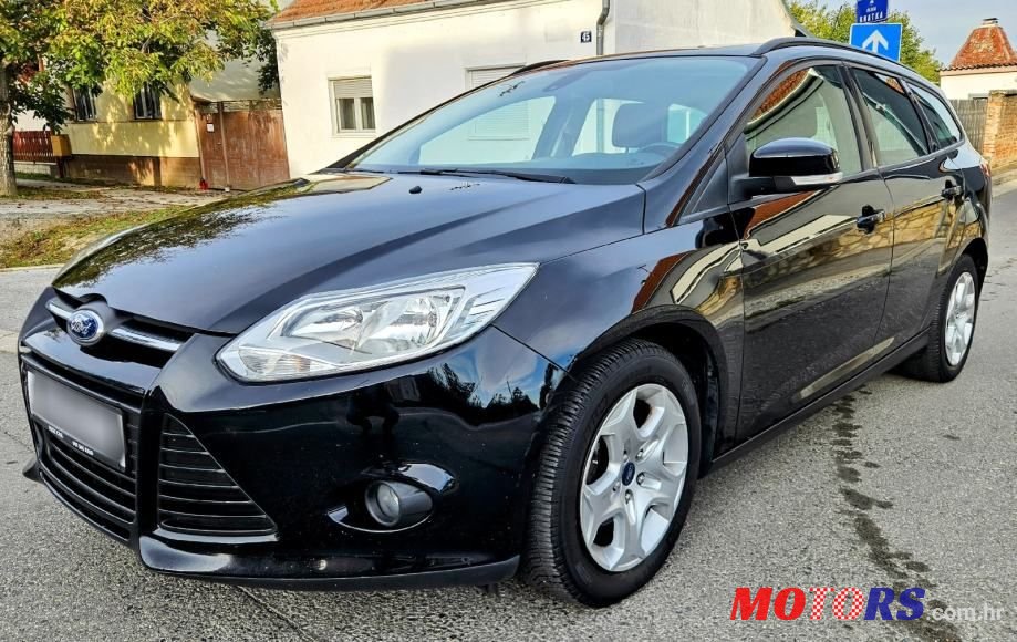 2014' Ford Focus Karavan photo #5