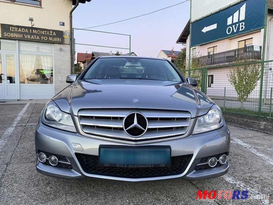 2011' Mercedes-Benz C-Klasa 200 Cdi photo #2
