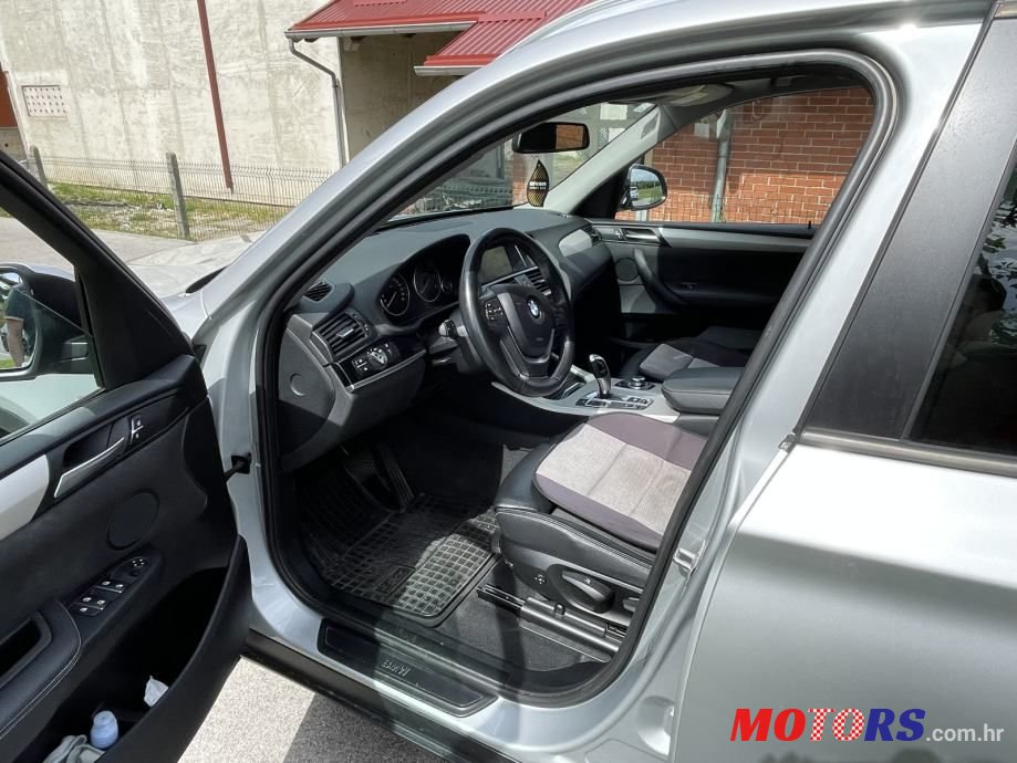 2017' BMW X3 20D photo #6