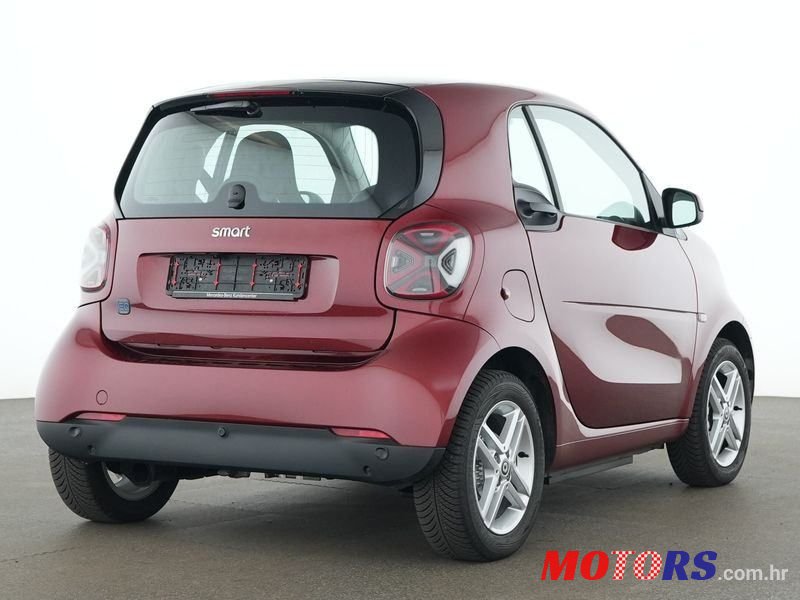 2024' Smart Fortwo Smart Eq photo #2