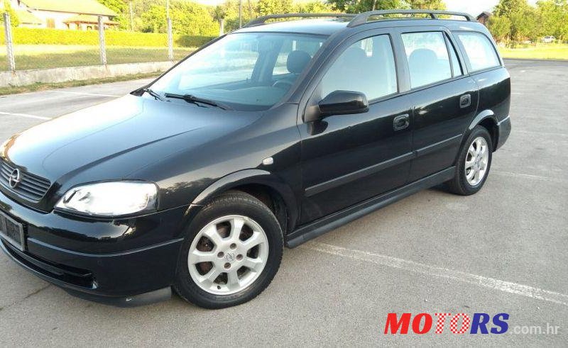 2002' Opel Astra Karavan 1,7 Dti photo #1