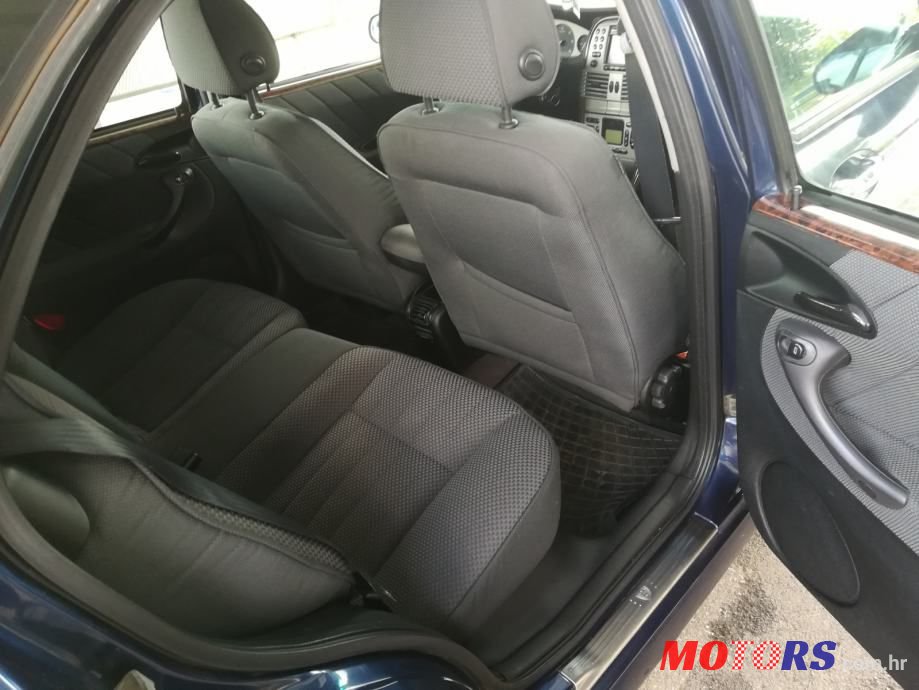 2002' Lancia Lybra Sw photo #4