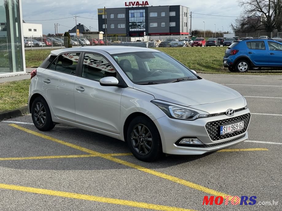 2018' Hyundai i20 1.2 photo #3