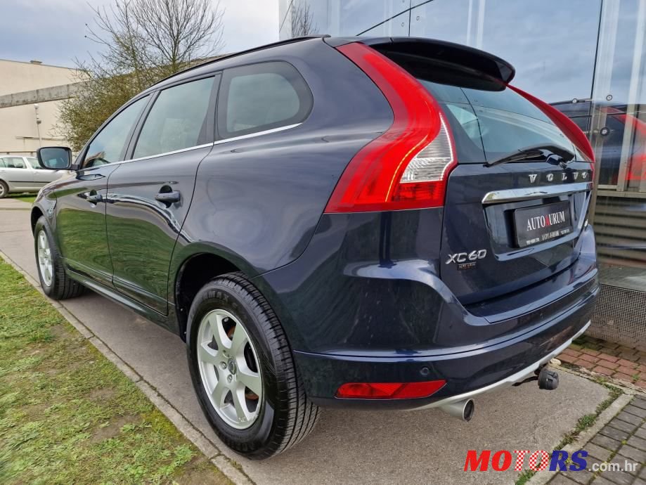 2013' Volvo XC60 Fwd D4 photo #3