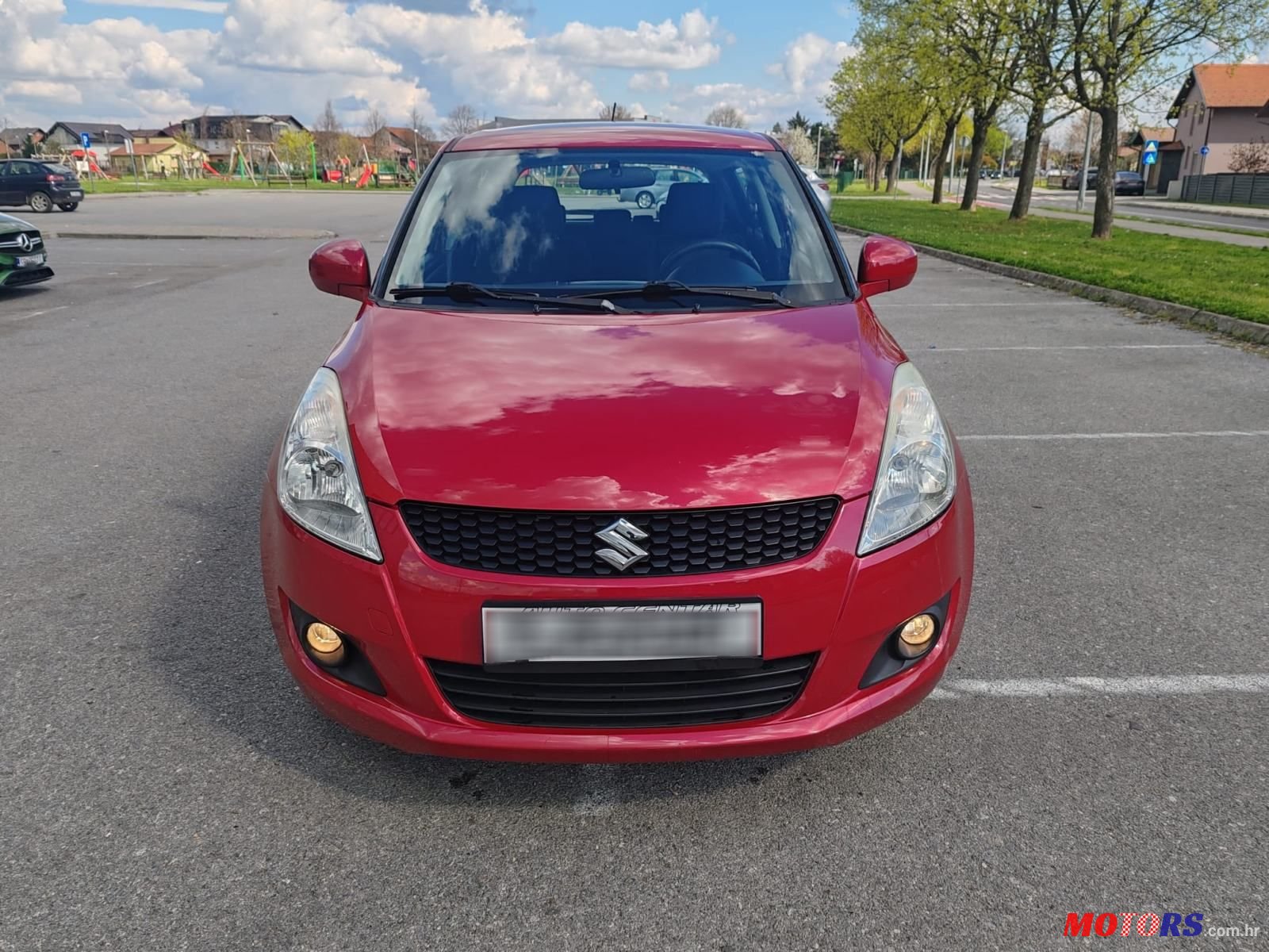 2011' Suzuki Swift 1.3 Ddis photo #2