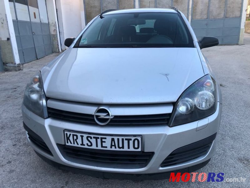 2005' Opel Astra 1,7 Cdti photo #2