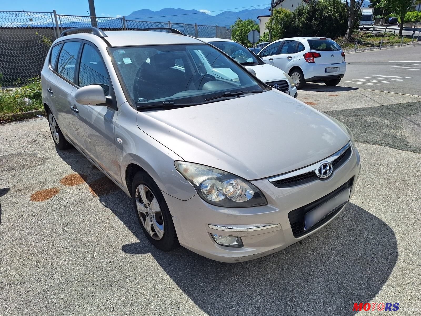 2009' Hyundai i30 1,4 photo #2