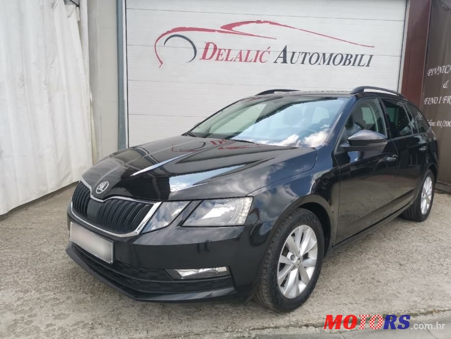2018' Skoda Octavia Combi photo #1