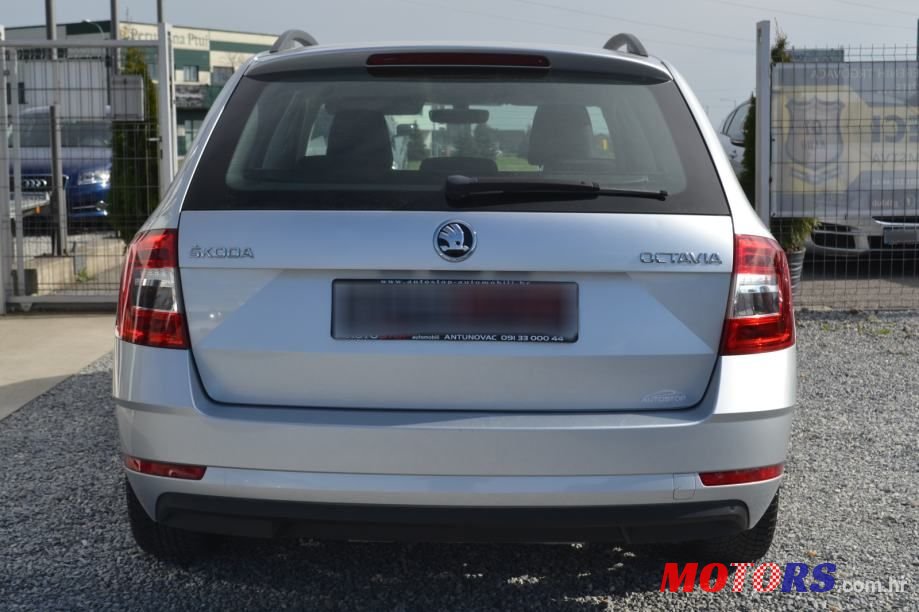 2018' Skoda Octavia Combi photo #5