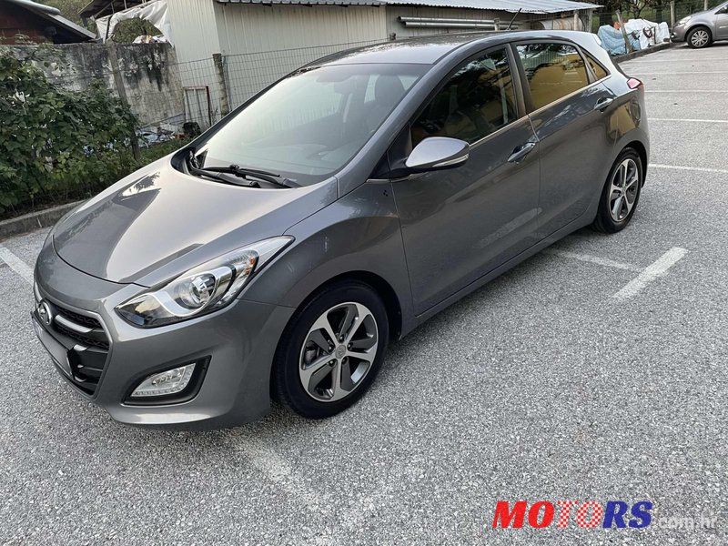 2015' Hyundai i30 1,4 Crdi photo #2