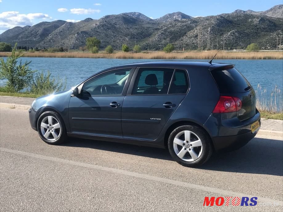 2008' Volkswagen Golf 5 1,9 Tdi photo #4