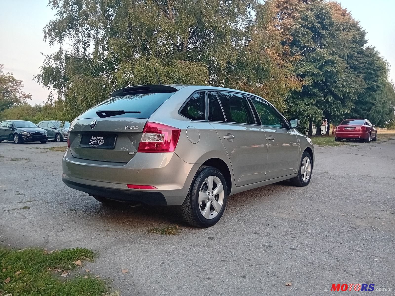 2014' Skoda Rapid 1,6 Tdi photo #6