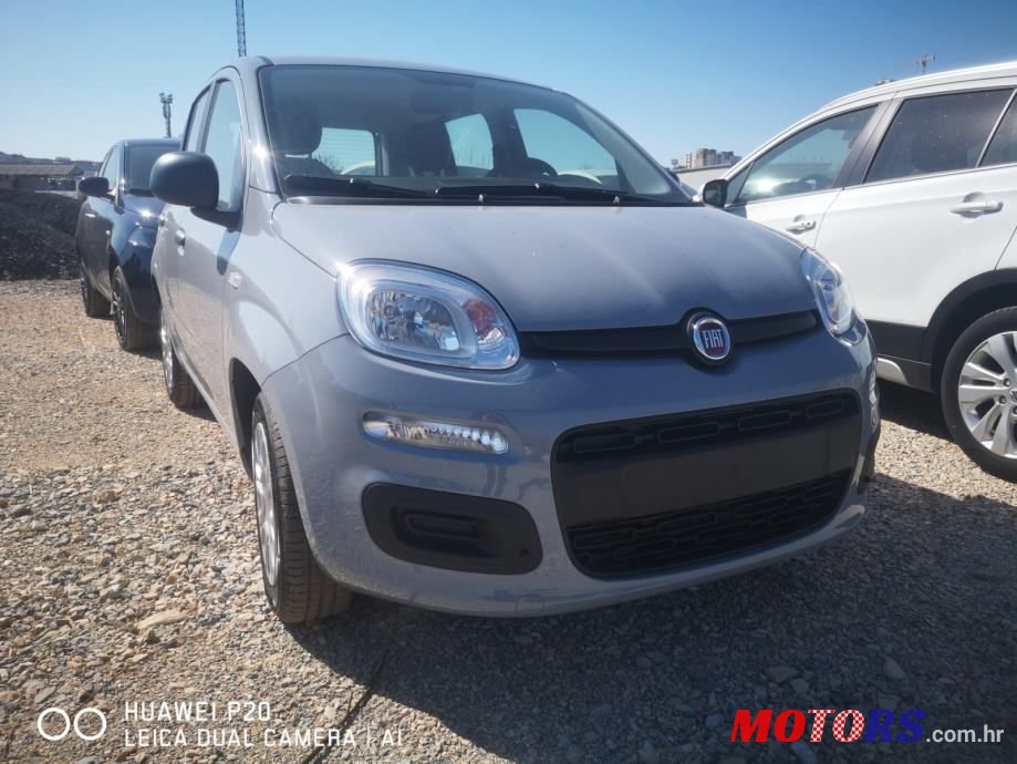 2022' Fiat Panda 1,0 photo #1
