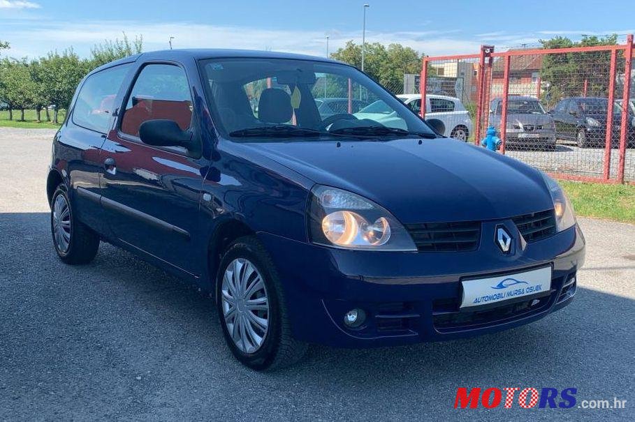 2008' Renault Clio 1,5 Dci photo #1