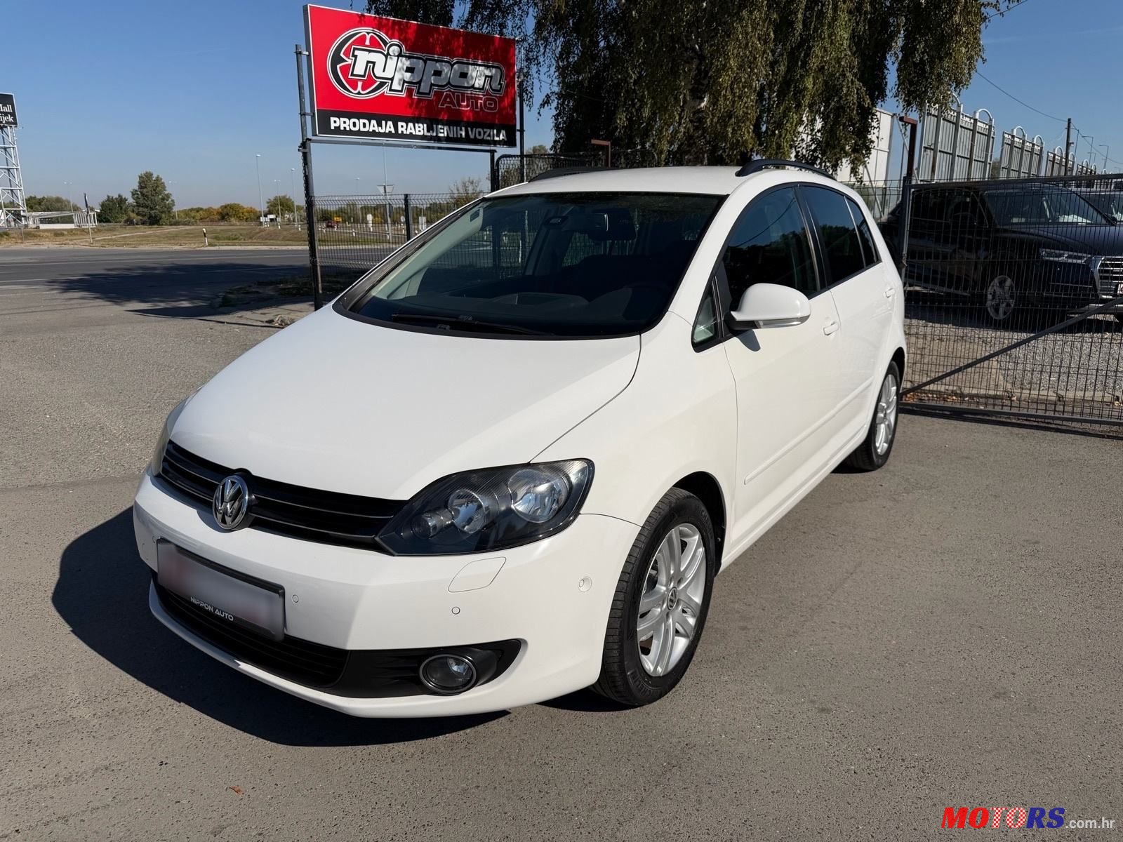 2010' Volkswagen Golf Plus 1,6 Tdi photo #1